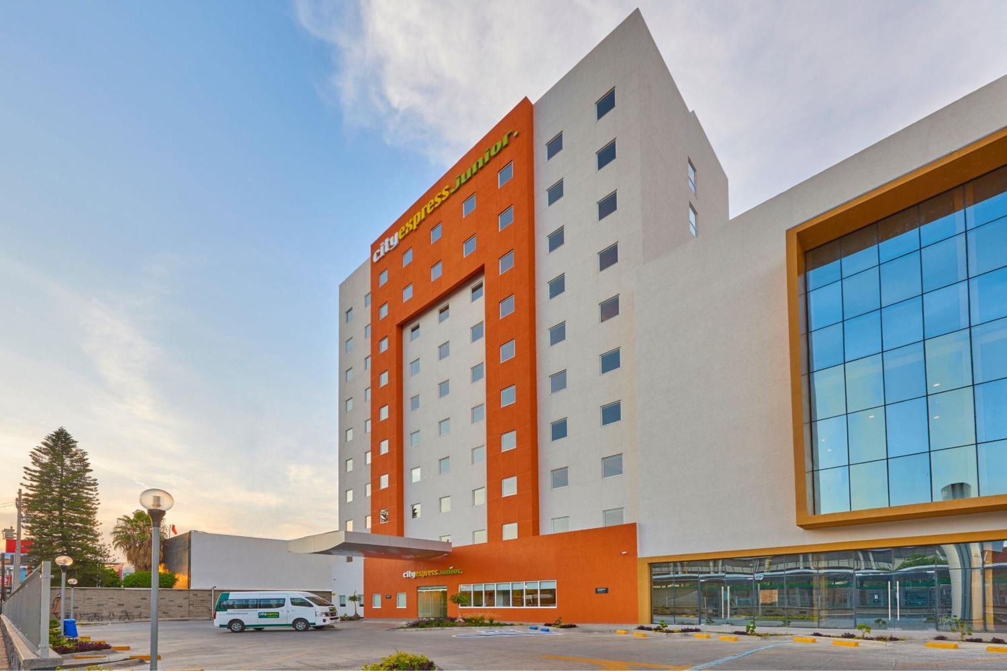 City Express Junior By Marriott Leon Centro De Convenciones Exterior foto